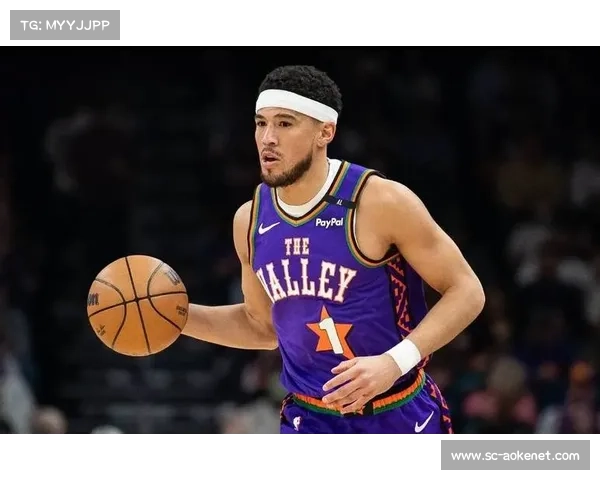 布克领衔菲尼克斯太阳重振辉煌全新征程助力球队崛起 布克领衔菲尼克斯太阳重振辉煌全新征程助力球队崛起